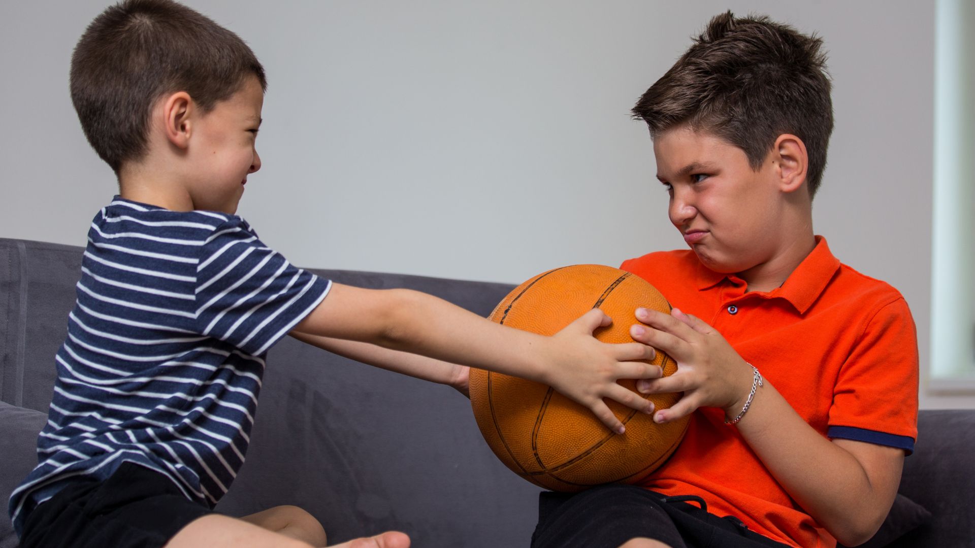 S3E25 – “That’s Mine!” Understanding Possessive Behavior in Kids